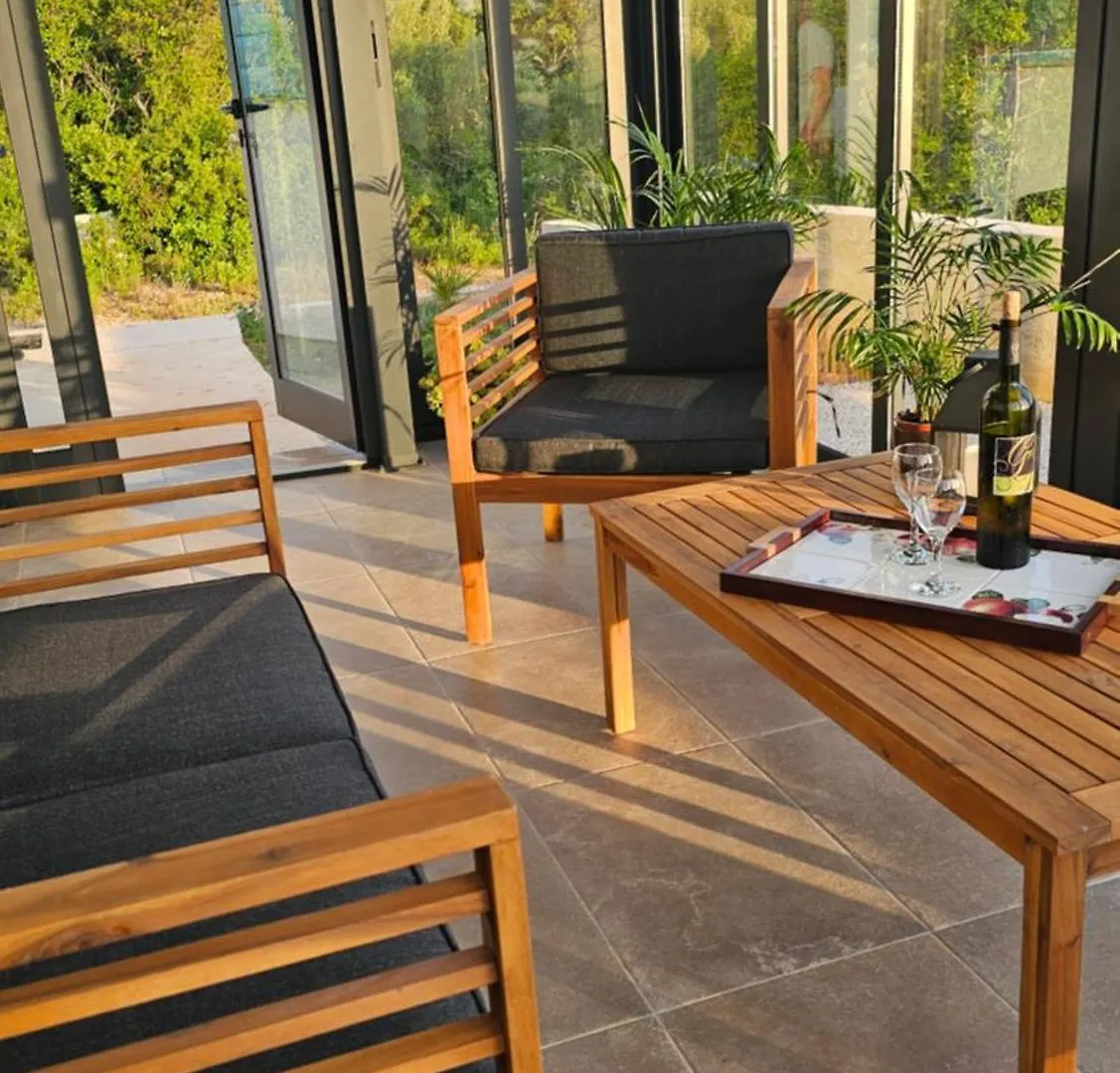 Villa Robinson House Mimo Neviđane